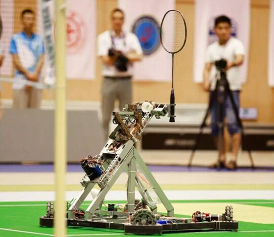 米兰手机网页版登录入口全向轮助阵全国大学生机器人赛-2.jpg